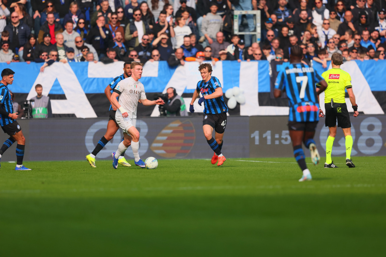 Cronaca di Atalanta-Napoli 2-1: la Dea rimonta grazie ai gol di Pasalic e Samardzic