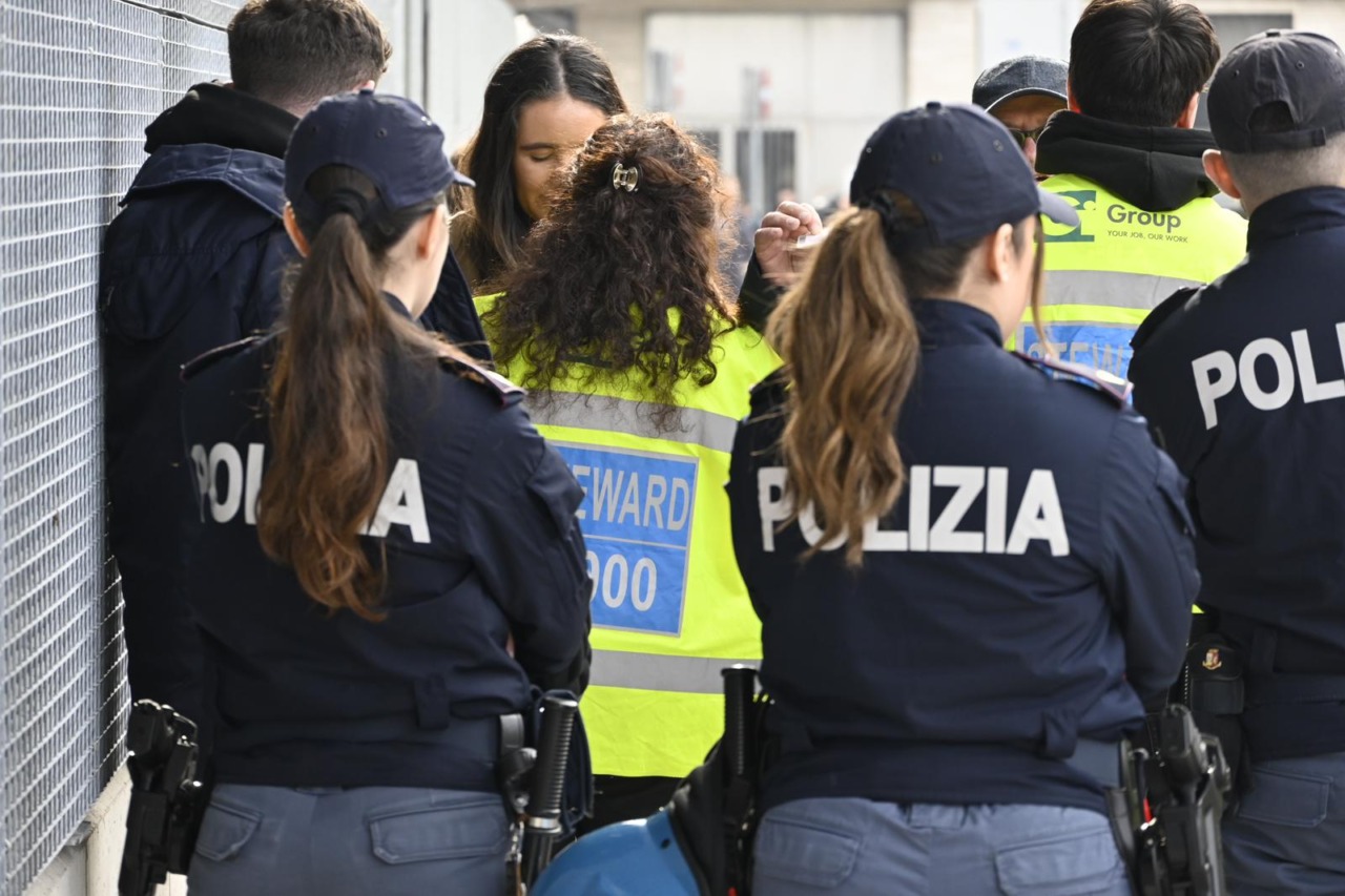 Birra lanciata dalla curva sud verso un calciatore del Napoli, Daspo per un tifoso atalantino