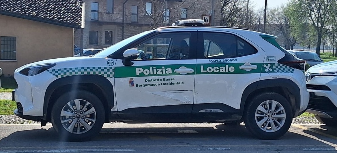 Patente italiana revocata, esibisce quella svizzera: a Caravaggio maxi multa da oltre 5mila euro