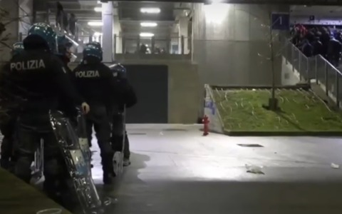Sequestrati un coltello e due bombe carta ai tifosi bianconeri prima di Atalanta-Juventus