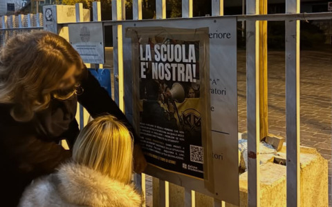 «Stillicidio di attacchi contro il vivere democratico»: anche i prof del Mascheroni contro Azione studentesca