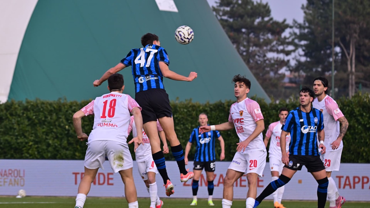 Partita folle a Caravaggio: il Benevento ribalta tutto nella ripresa e l’Atalanta U23 cade sul 4-3