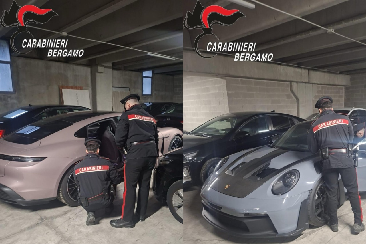 Sequestrati in un garage a Curno 20 veicoli di lusso (dal valore di 1,7 milioni) per una frode internazionale