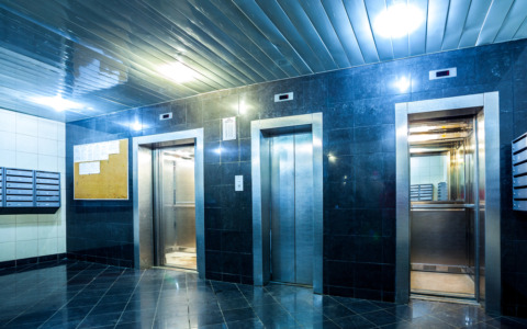 Ascensori Milano: sicurezza, normative e manutenzione nei condomini