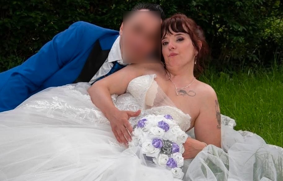 Uccisa a coltellate in casa dal marito in via Pescaria, Valtesse: addio a Valentina Sarto, 41 anni