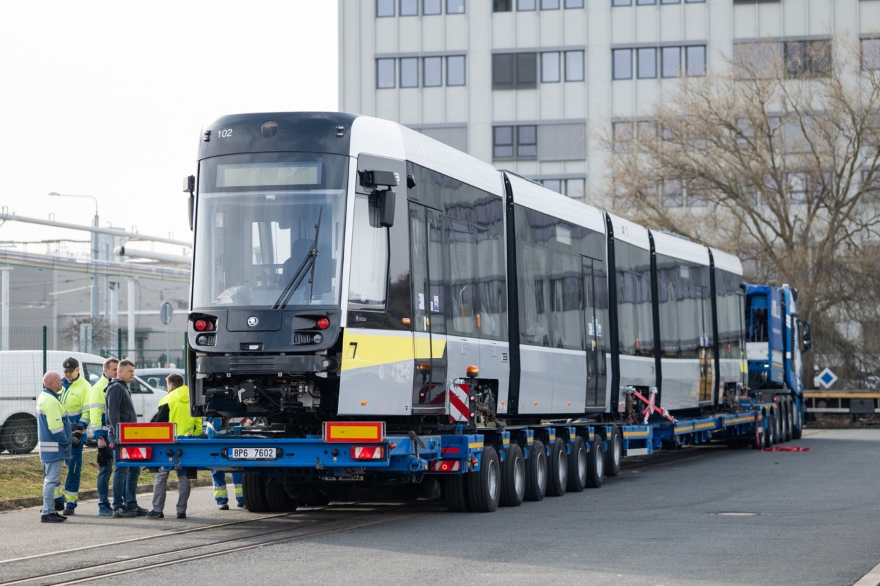 In arrivo il primo tram per la Linea T2 Bergamo-Villa d’Almè