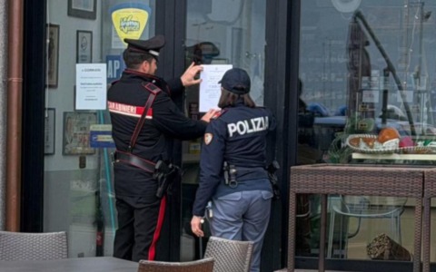 Alcol a minorenni: la polizia chiude un bar di Lovere per cinque giorni