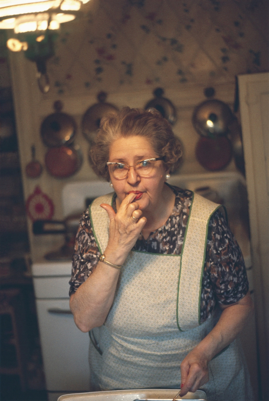 Diapositive salvate dall’oblio: la vita degli anni Quaranta e Ottanta in mostra allo spazio Sanbe15/C