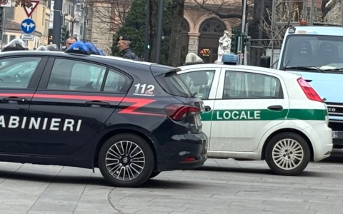 Spaccio in centro Bergamo, operazione della polizia locale: arrestato un giovane