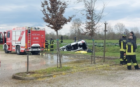 Tragico frontale tra Caravaggio e Mozzanica: due vittime, ferite anche delle bambine