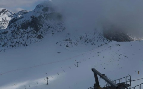 Scontro tra sciatori a Valtorta: 50enne ricoverato in gravi condizioni