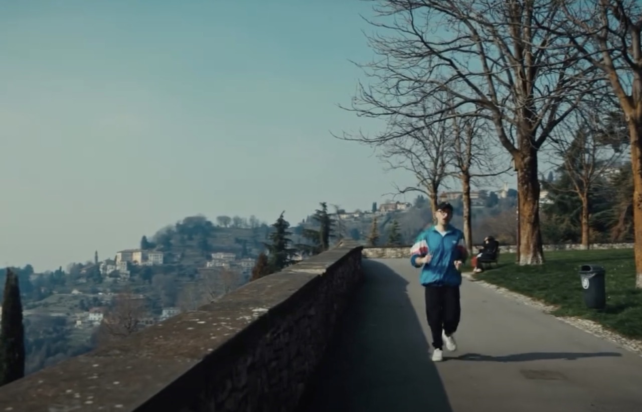 Un video da Città Alta e un annuncio: nuove date dei live dei Pinguini Tattici Nucleari in arrivo