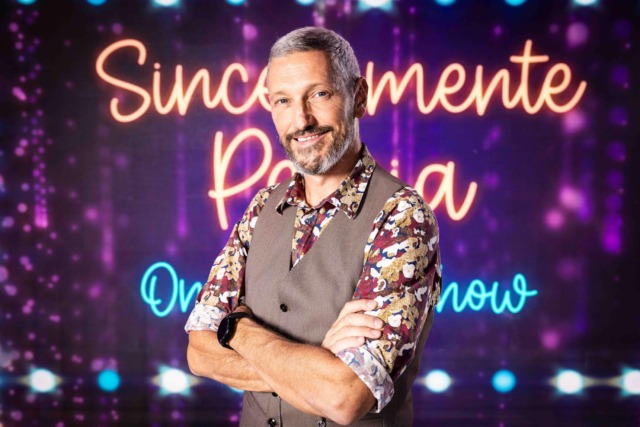 Omar Fantini, risate e rivincite al Cineteatro Colognola con “Karma Letale”