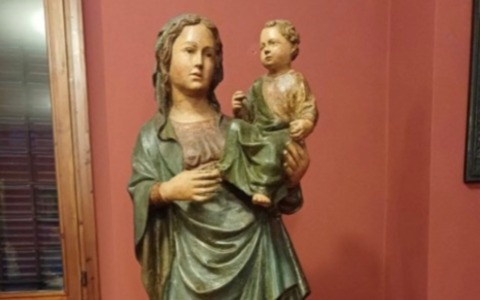 Statua della Madonna rubata nel 1977 ritrovata a Zogno: torna a Venezia dopo quasi cinquant’anni