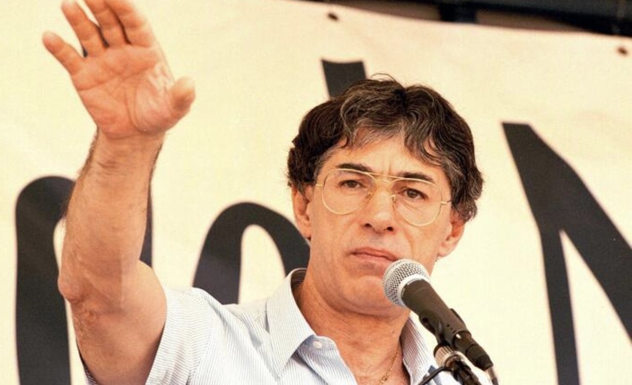 Calderoli ricorda Bossi: «Proprio nel giorno del festa del papà, perdo “papà Umberto”»