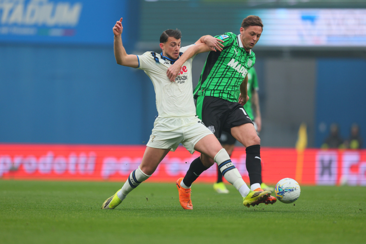 Cronaca di Sassuolo-Atalanta 2-1: la Dea cade al Mapei Stadium in superiorità numerica
