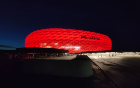 Allianz Arena, una meraviglia in mezzo al deserto che stasera ospiterà 3.800 bergamaschi
