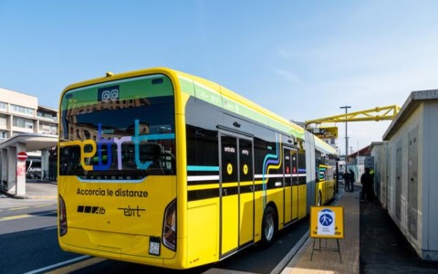 Iniziate le operazioni di implementazione del sistema e settaggio al capolinea e-Brt: lavori all’80%