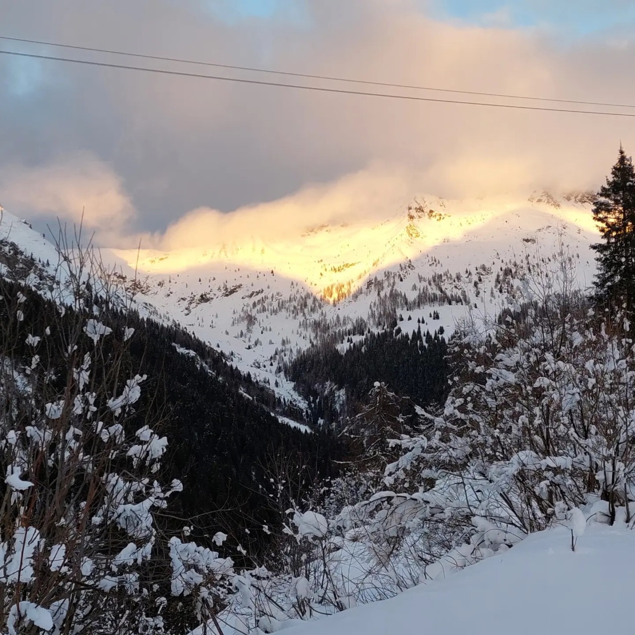 Piogge in pianura ma neve sulle Orobie: torna il manto bianco sopra i 1.300 metri