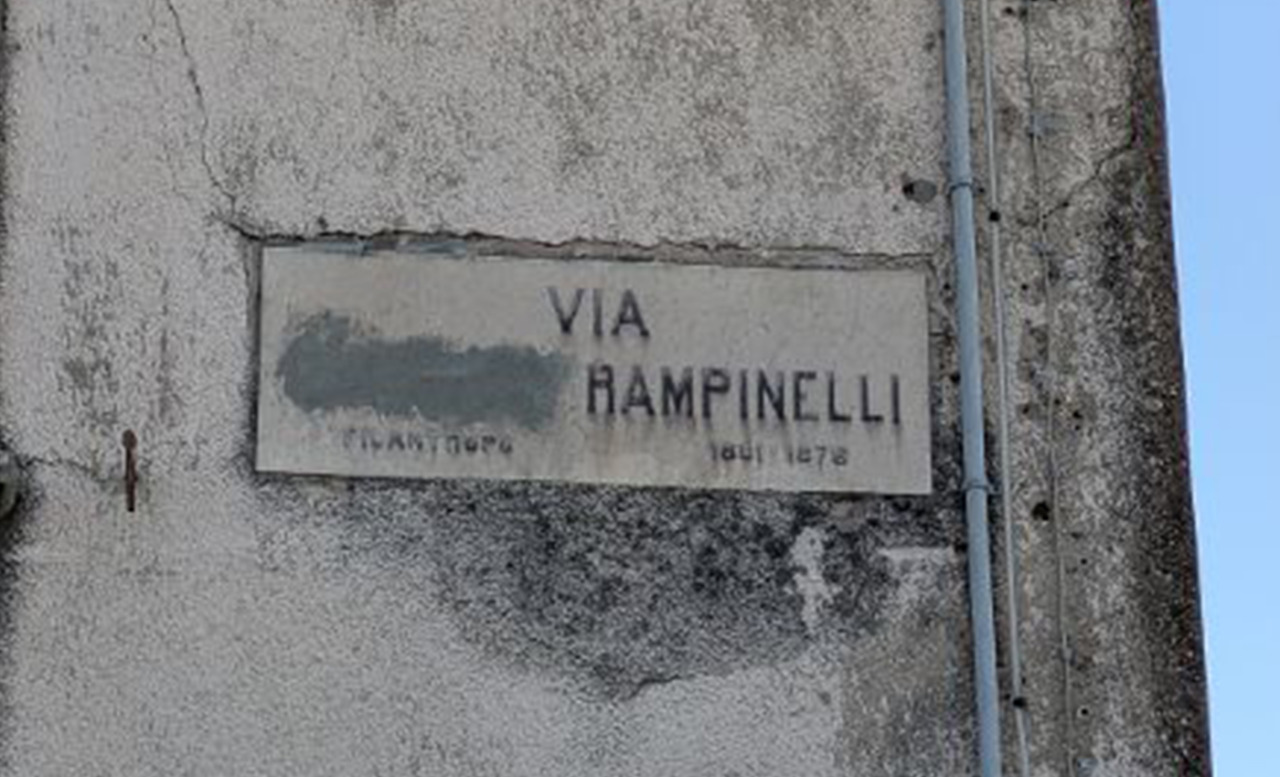 A Colognola c’è una via intitolata a un «signor nessuno», ma la targa corretta è stata cancellata