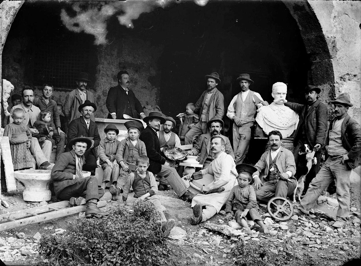 La mostra fotografica di Eugenio Goglio fino a mezza estate al Museo Sestini di Bergamo