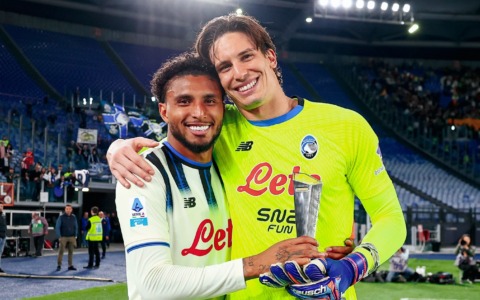 Carnesecchi torna in modalità Superman, grande cuore e super gol di Krstovic (in doppia cifra in A)