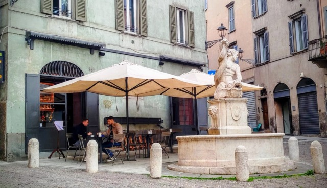 Nuovo bar bistrot in piazzetta del Delfino: l’ha aperto Alberto Fassi di Legami