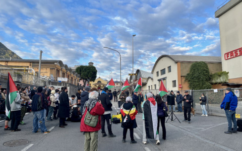 Sindacati di base rispondono alle Acli di Albino: «Noi non siamo contro lavoratori e lavoratrici della Fassi»