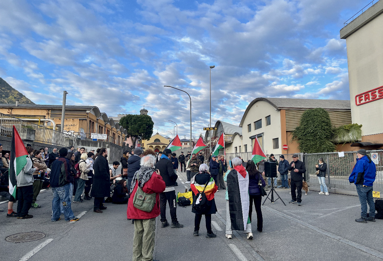 Sindacati di base rispondono alle Acli di Albino: «Noi non siamo contro lavoratori e lavoratrici della Fassi»