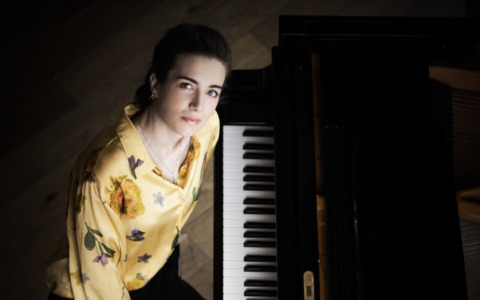 La pianista Sofia Sacco pronta a incantare Bergamo con un viaggio musicale tra Shostakovich, Bach e Kabalevsky