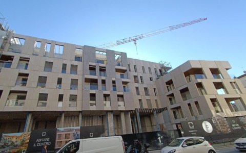 La nuova “piazza pedonale” all’interno del complesso Il Camozzi si chiamerà Largo delle Rogge