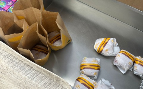 Il McDonald’s di Celadina donerà cinquanta pasti a settimana al Banco Alimentare