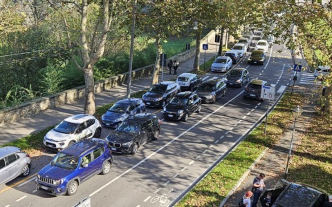 Dopo le code di Pasquetta in Città Alta torna l’ipotesi di aprire anche Porta San Lorenzo