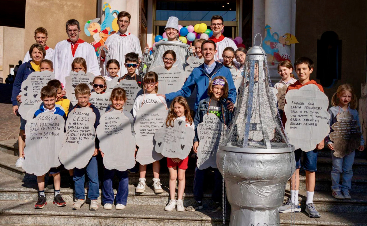 Gran successo per i chierichetti: a Mozzo il primo premio per il miglior turibolo!