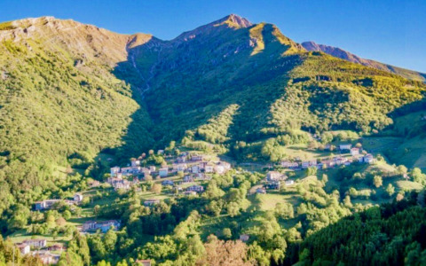 La rinascita di Samantha Palazzi e del borgo di Zorzone. Tutto merito di… un biscotto