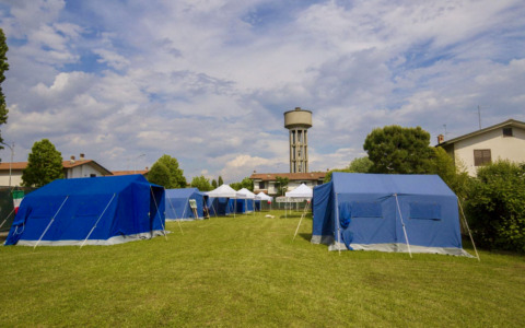A “scuola” dagli Alpini di Levate, in tenda e senza telefoni: un’esperienza indimenticabile