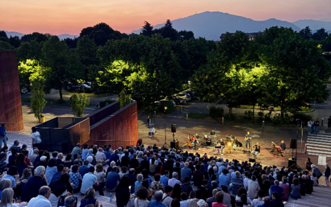 Cinque anni dell’auditorium a Curno, sempre nel segno di Fabrizio De André