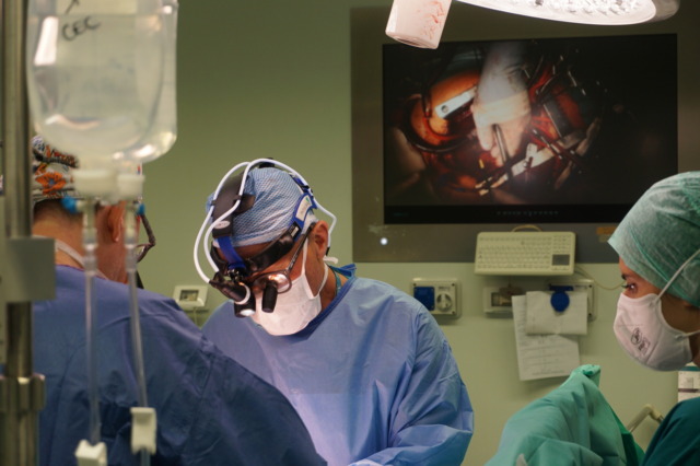 Al Papa Giovanni di Bergamo un rarissimo doppio trapianto di cuore ha restituito una seconda vita a due pazienti