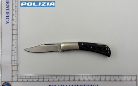 Controlli prima di Atalanta-Genoa, tifoso ligure trovato in possesso di un coltello a serramanico