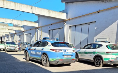 Smantellata a Caravaggio un’officina abusiva all’interno di un capannone