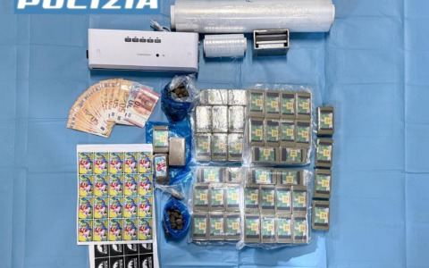 Blitz antidroga a Scanzorosciate: arrestato con 5 chili di hashish