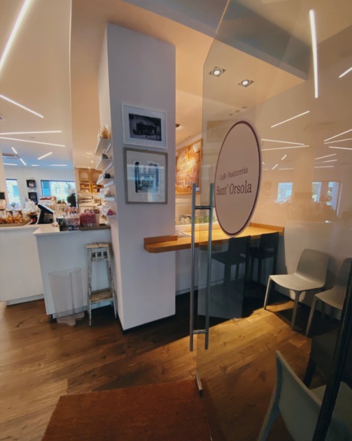 Un’altra spaccata in centro a Bergamo: colpita la Caffetteria Sant’Orsola