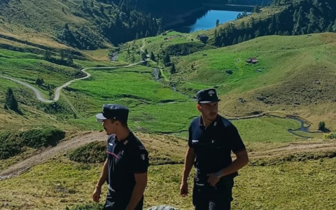 Tutela del paesaggio e abusi edilizi, da gennaio 2026 tredici persone denunciate nelle valli