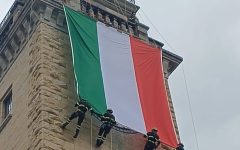 Le celebrazioni degli 80 anni della Repubblica italiana a Bergamo e la consegna delle onorificenze