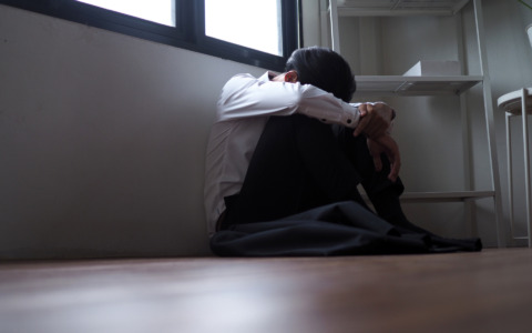Ragazzini di terza media derubati di soldi e smartphone da dei giovani: denunce a Bariano