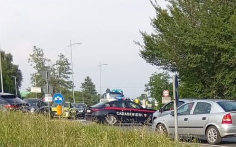 Incidente tra auto e moto a Ghisalba: ferito un 52enne di Cologno al Serio
