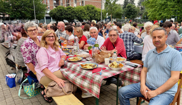 Monterosso in piazza, un quartiere che si ritrova con la bella stagione, tra condivisione e convivialità