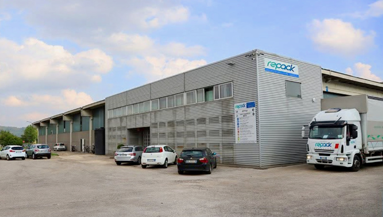 Ancora miasmi tra via Mascagni e via Santuario a Stezzano, i residenti sono infuriati