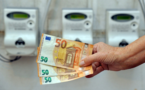 Guerra e inflazione, i prezzi prendono il volo: in Bergamasca spendiamo 899 euro in più