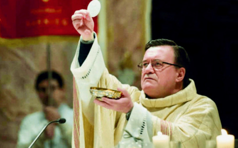 Osio Sotto, don Luciano Ravasio ha festeggiato ben mezzo secolo di sacerdozio